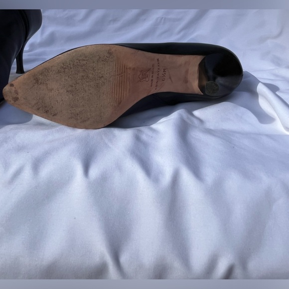 Ann Taylor ankle boot, size 6.5 - Picture 7 of 7